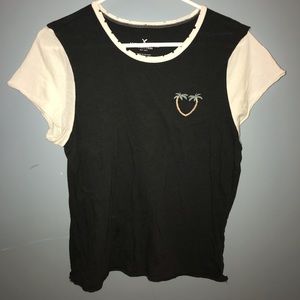 american eagle distressed tee